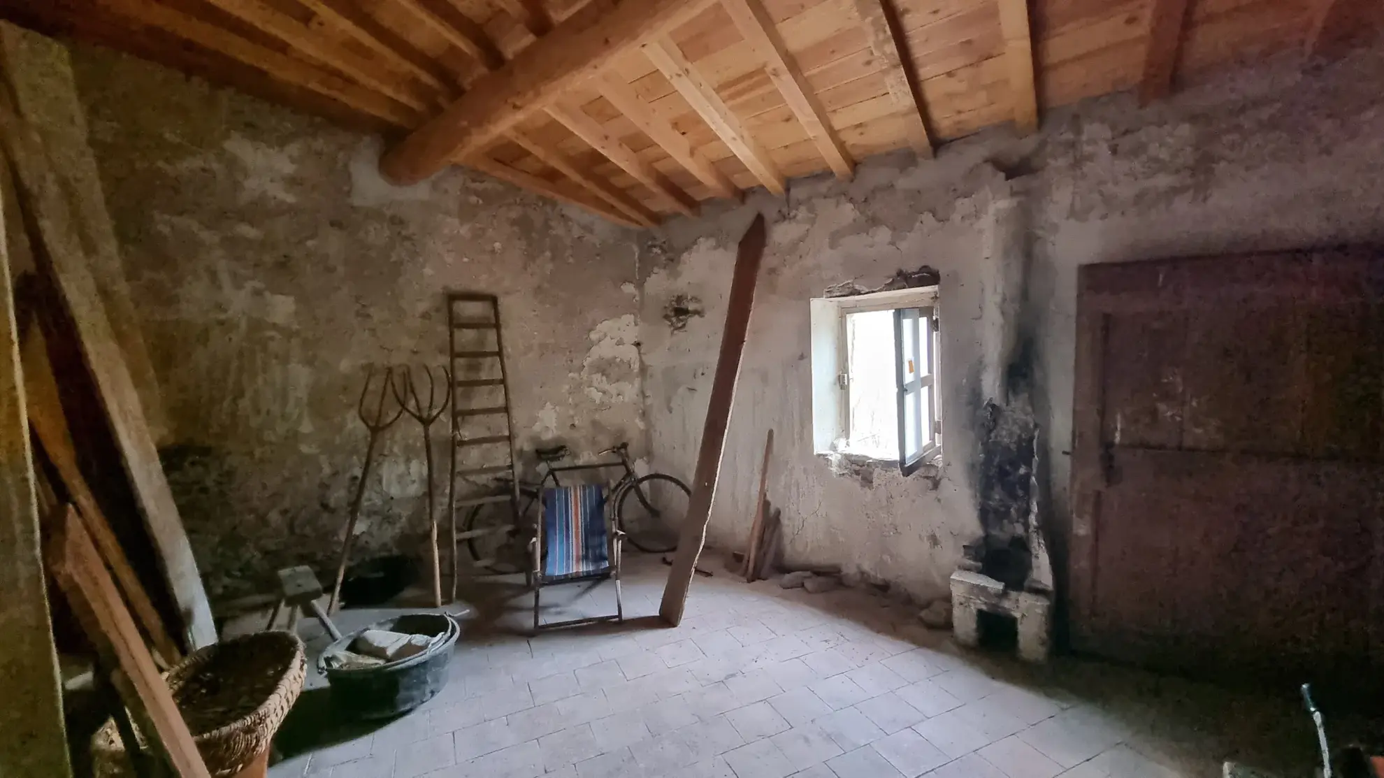 Magnanerie traditionnelle de 202 m² dans les Cévennes, terrain de 2,59 ha 
