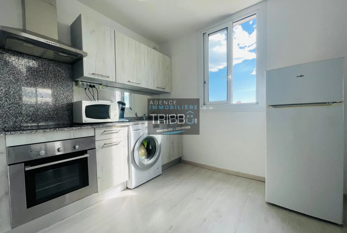 Appartement T2 rénové avec balcon et parking à Perpignan 
