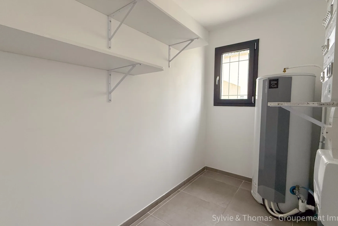 Maison moderne de 94,2 m² à Camaret-sur-Aigues avec jardin et garage 