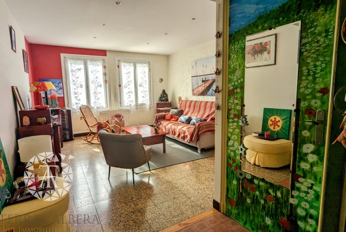 Maison à Perpignan avec jardin et volumes spacieux – Idéal famille ou professionnel 