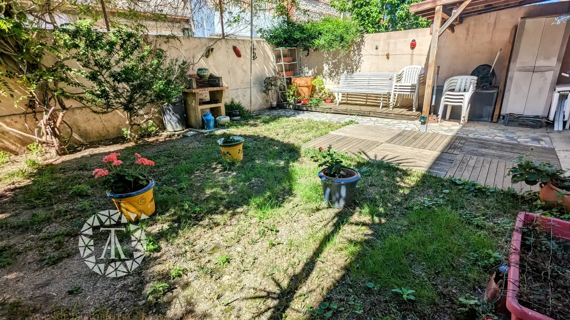 Maison à Perpignan avec jardin et volumes spacieux – Idéal famille ou professionnel 