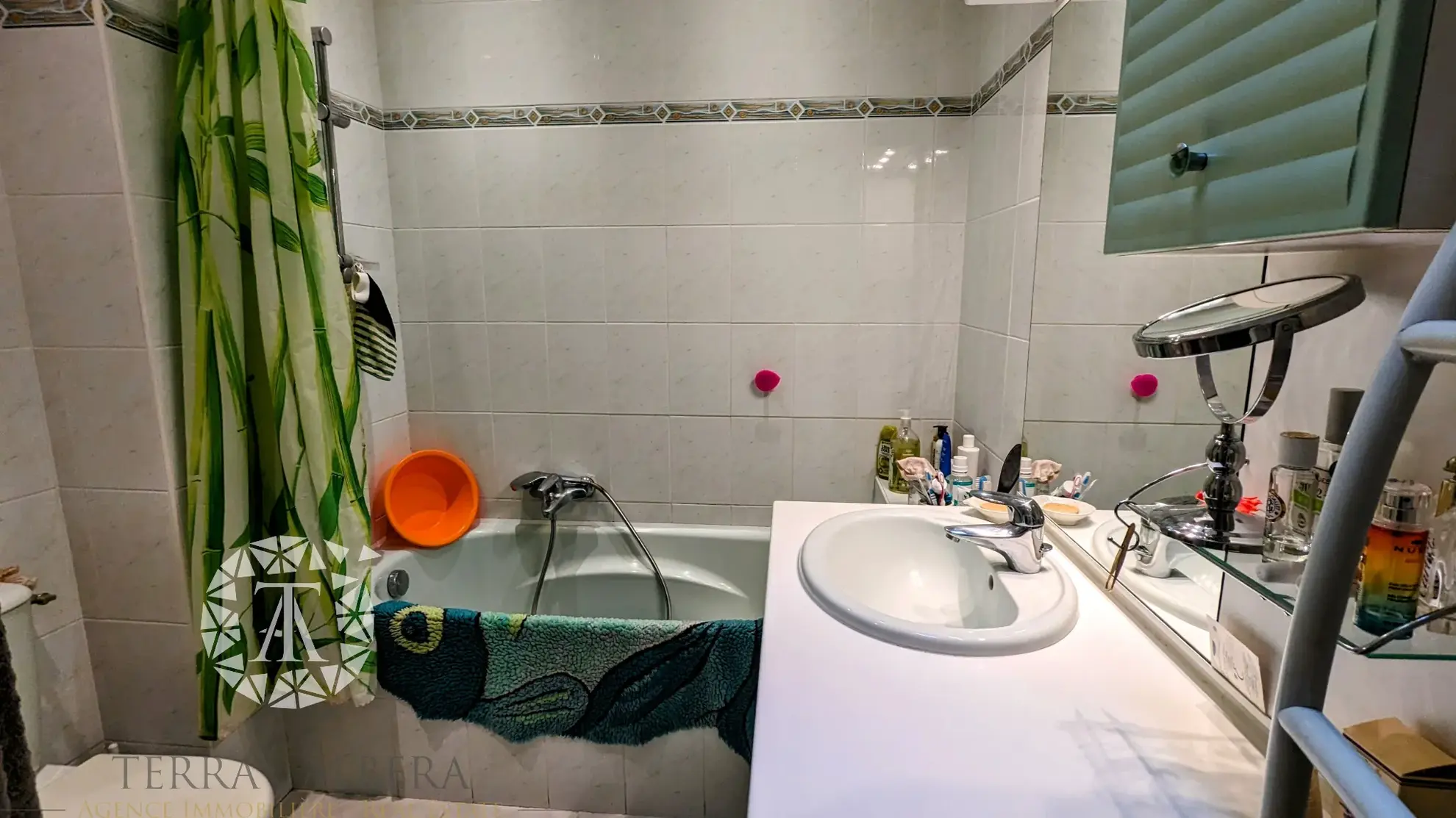 Maison à Perpignan avec jardin et volumes spacieux – Idéal famille ou professionnel 