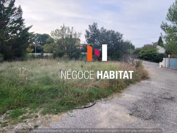 Terrain constructible de 986 m² à Lecques, Hors Lotissement, Viabilisation à Prévoir