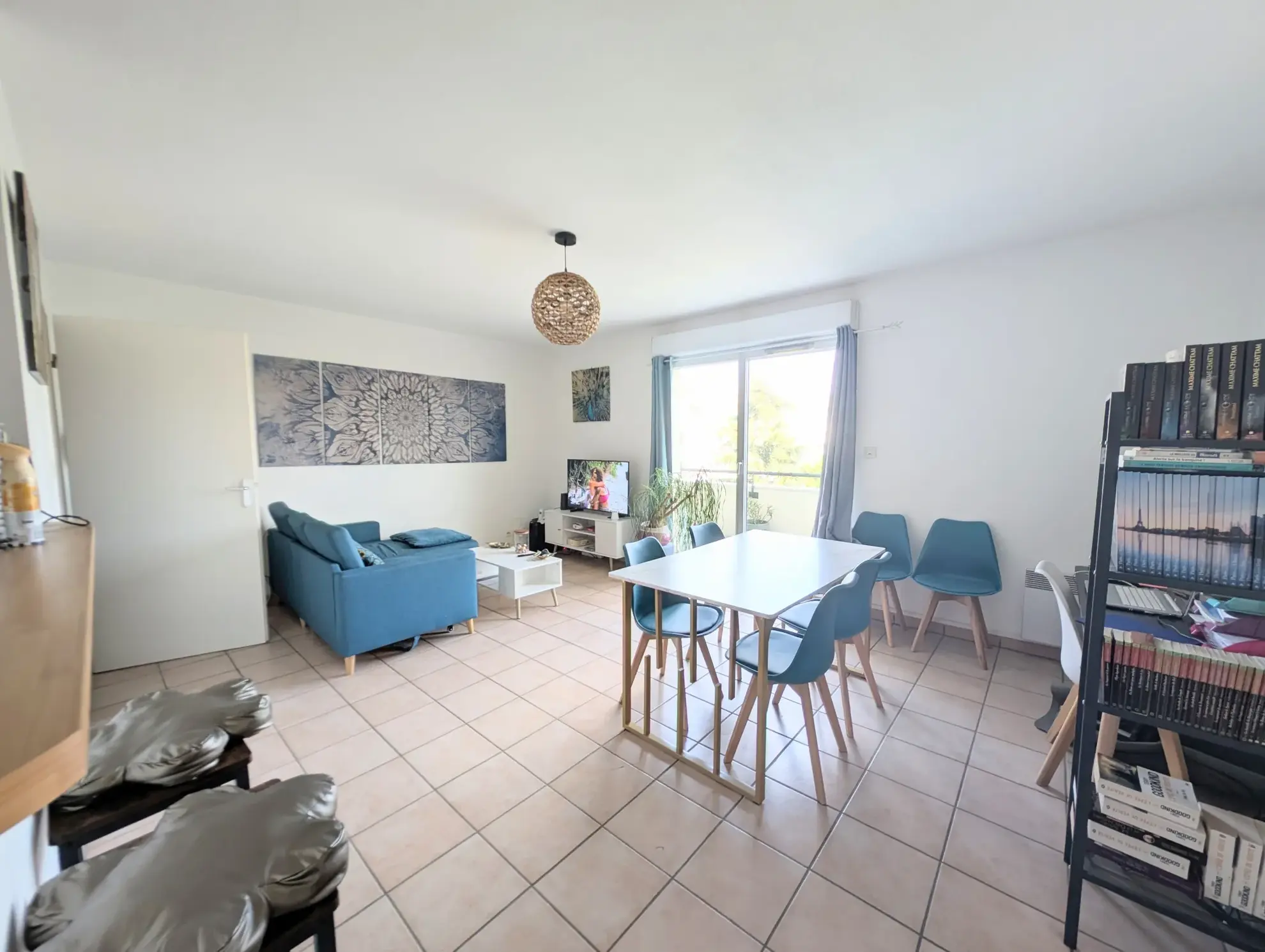 Appartement T2 à Cugnaux avec parking, balcon et piscine – Investissement idéal 