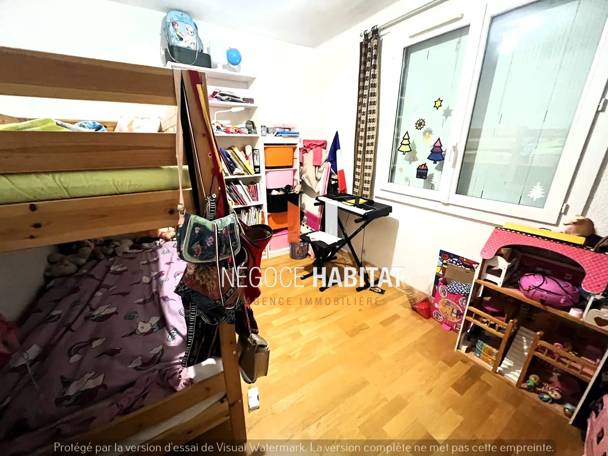 Appartement rénové de 68 m² avec vue dégagée et parking sécurisé à Nîmes Croix de Fer 