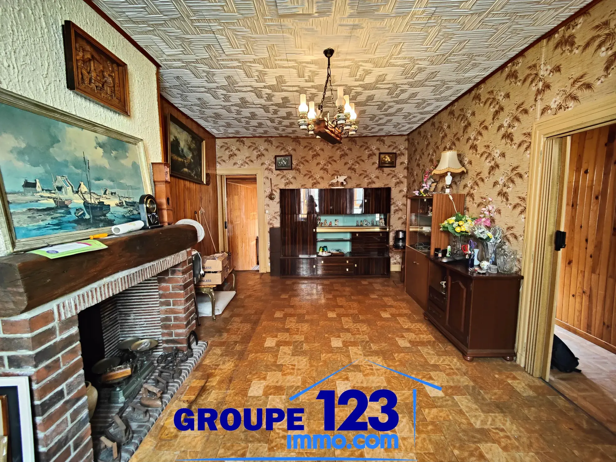 Maison avec potentiel à Brienon-sur-Armançon - Espace extérieur et travaux à prévoir 