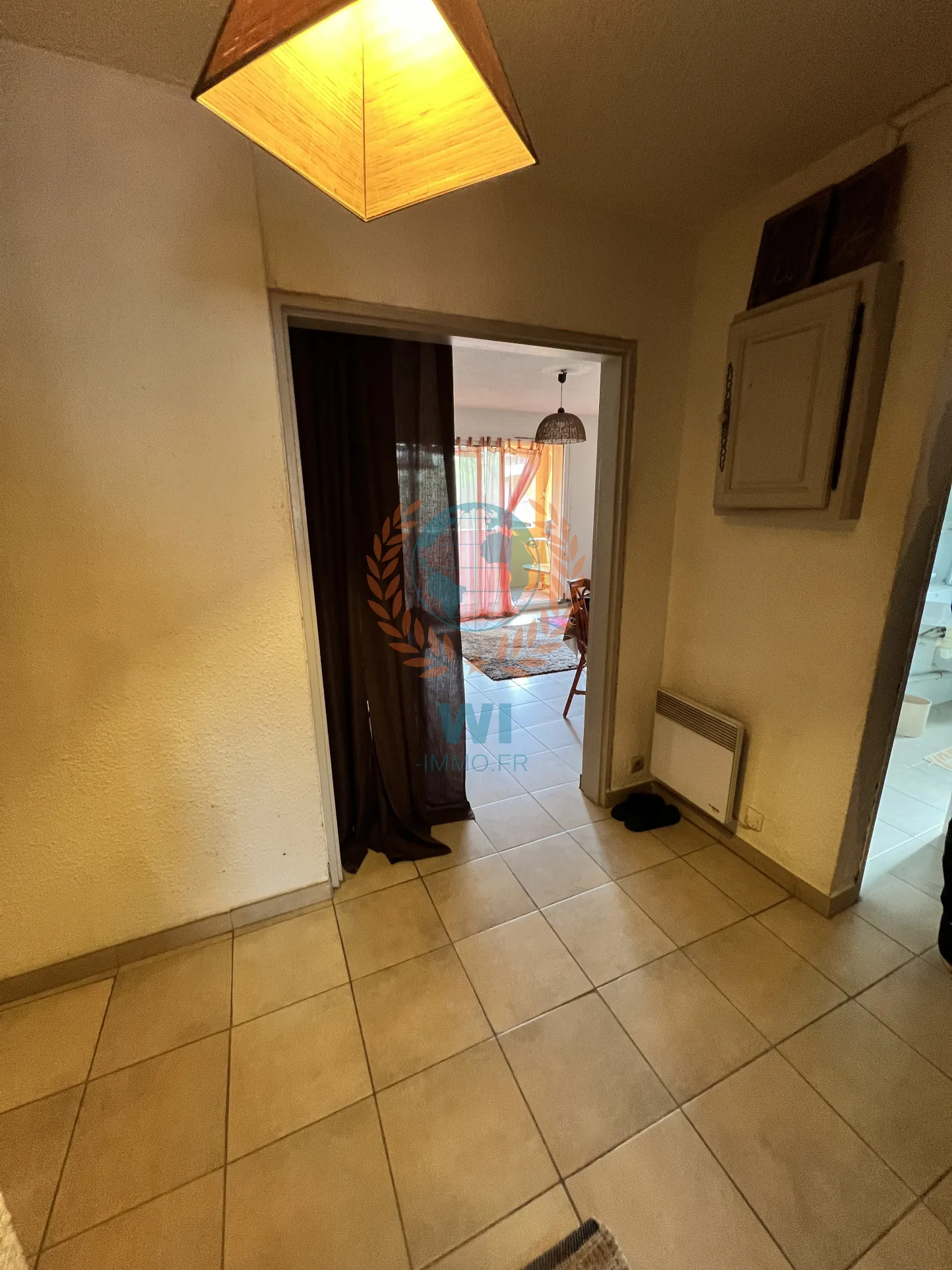 Vente appartement T2 avec terrasse à Trans-en-Provence 83720 