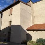 Maison de ville à Courpière avec 2 chambres et garage - Idéal premier achat