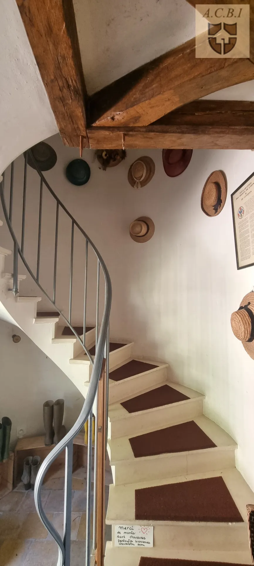 Maison de caractère avec jardin et caves troglodytiques à Vendôme 
