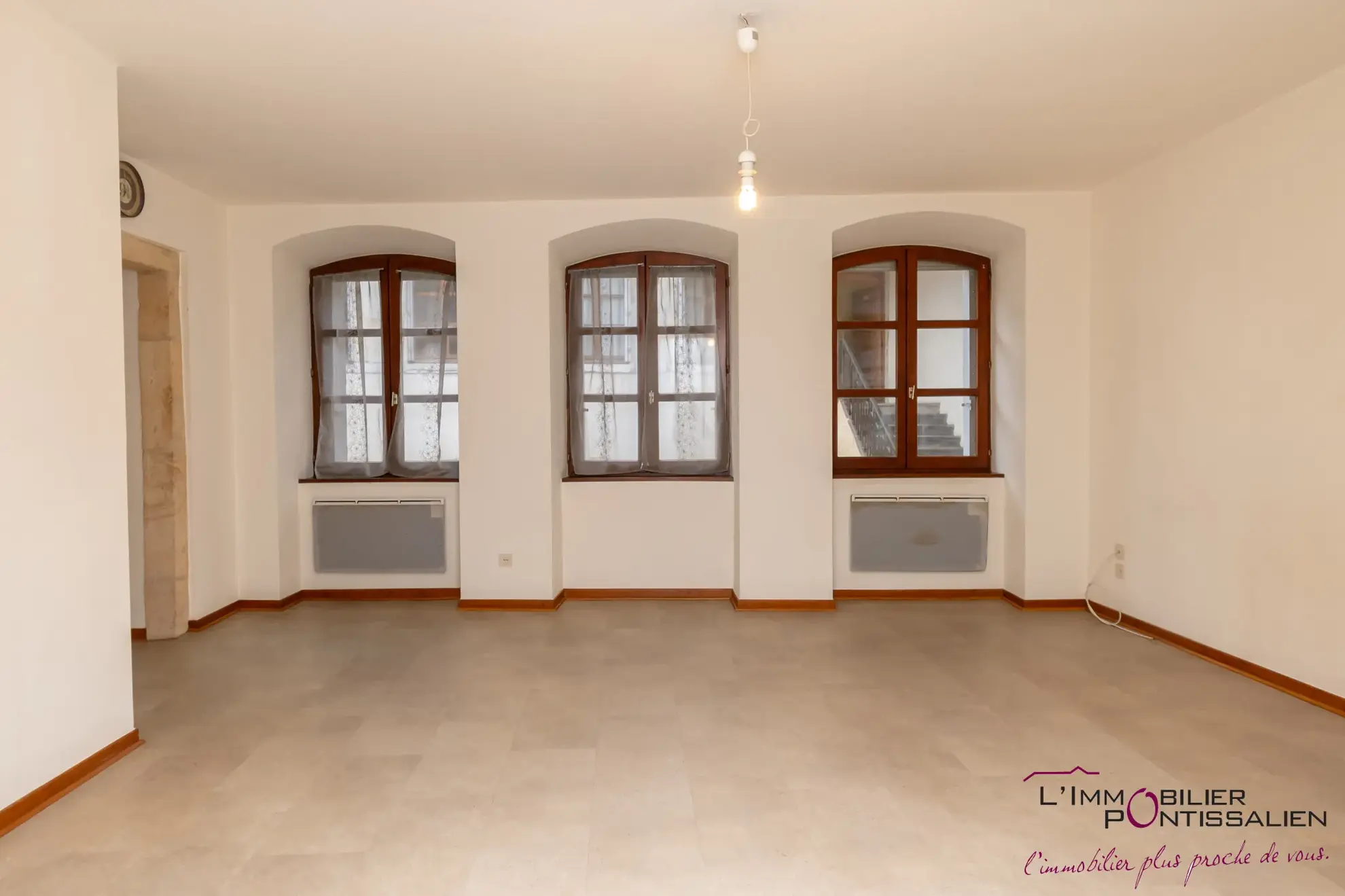 Appartement T2 à Pontarlier Centre-Ville avec Cave et Sécurité 
