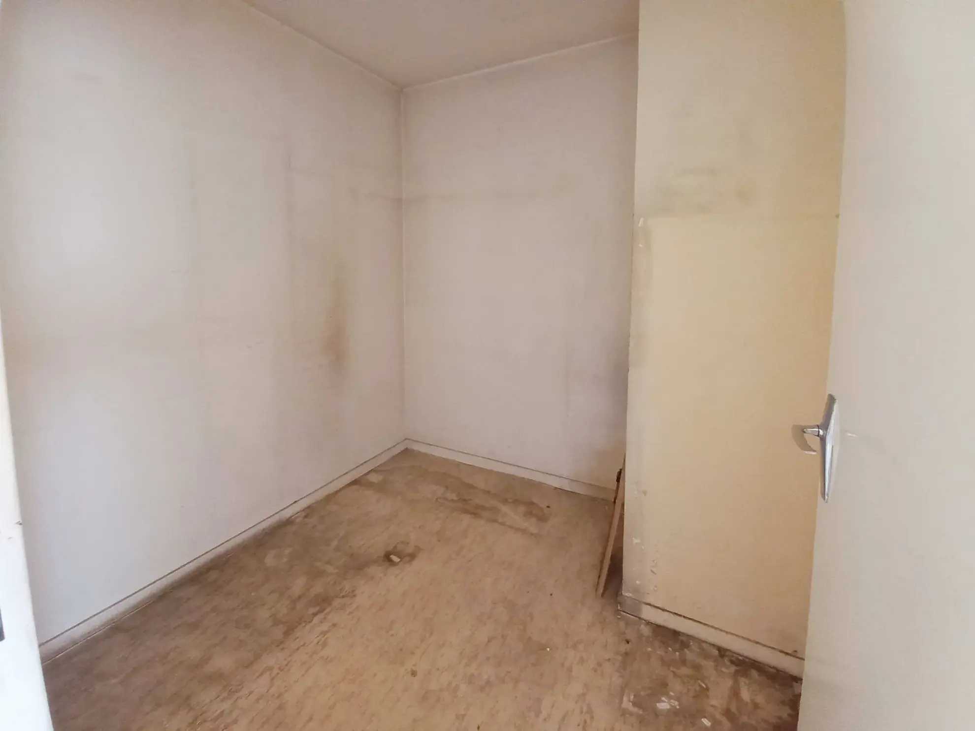 Appartement 4 pièces lumineux à vendre à Créteil près du lac et du métro 
