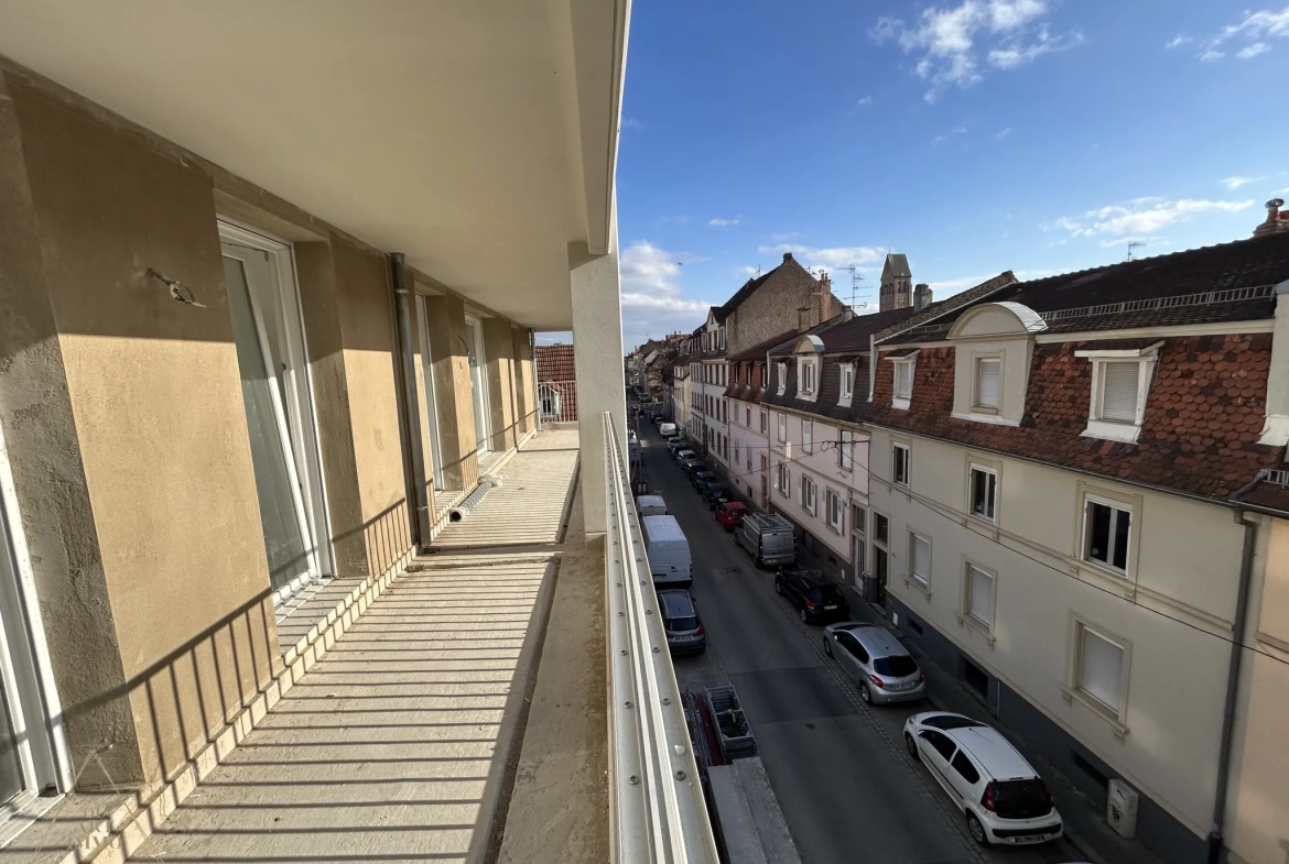 Appartement T2 avec grand balcon à Strasbourg Saint-Florent - Opportunité à saisir 