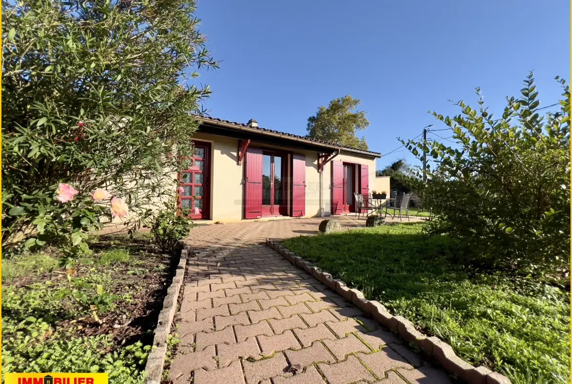 Maison familiale de plain-pied à vendre à Podensac avec grand terrain et garage 