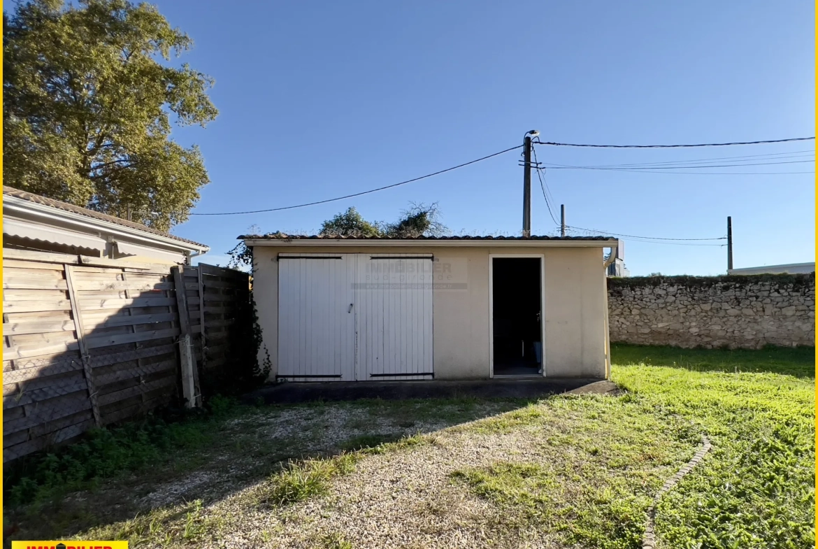 Maison familiale de plain-pied à vendre à Podensac avec grand terrain et garage 
