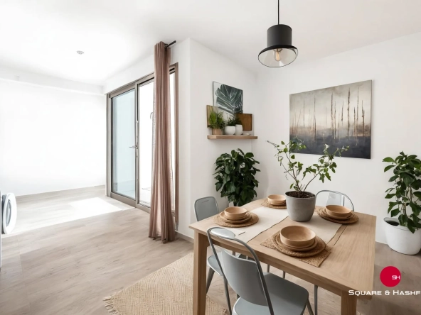 Appartement T1 avec Balcon à Bordeaux, secteur Bassins à Flots, résidence récente