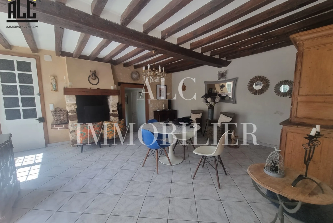 Maison à vendre de 126 m² avec dépendance et terrain à Mortagne-au-Perche 