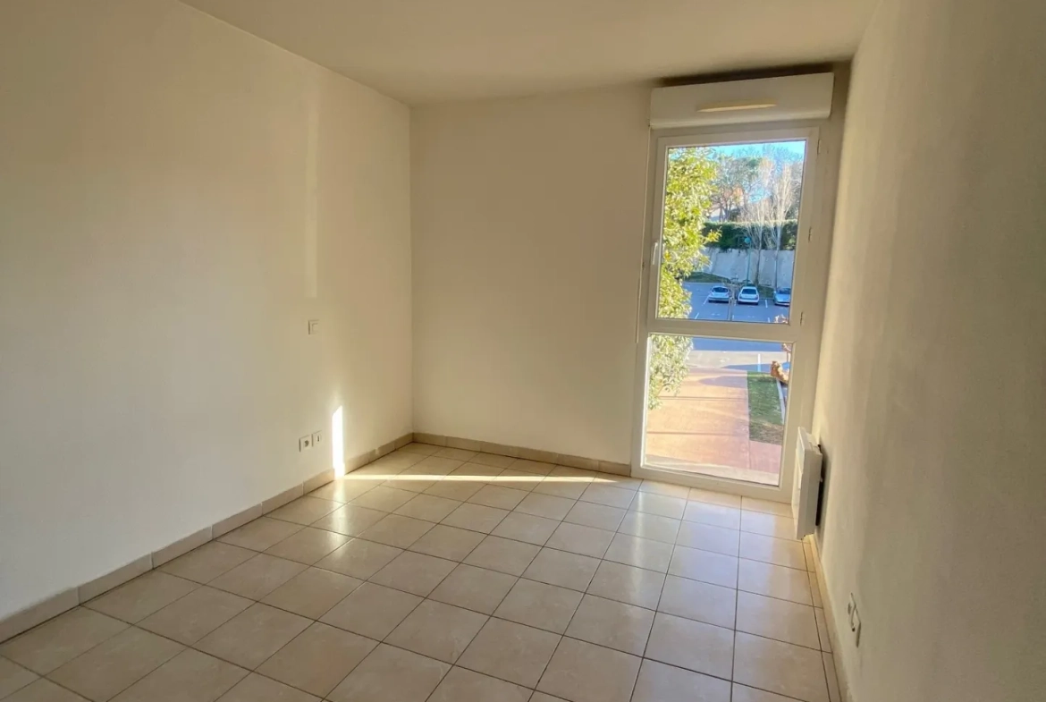 Appartement T3 avec Terrasse et Parking à Corneilla-del-Vercol - 61 m² 