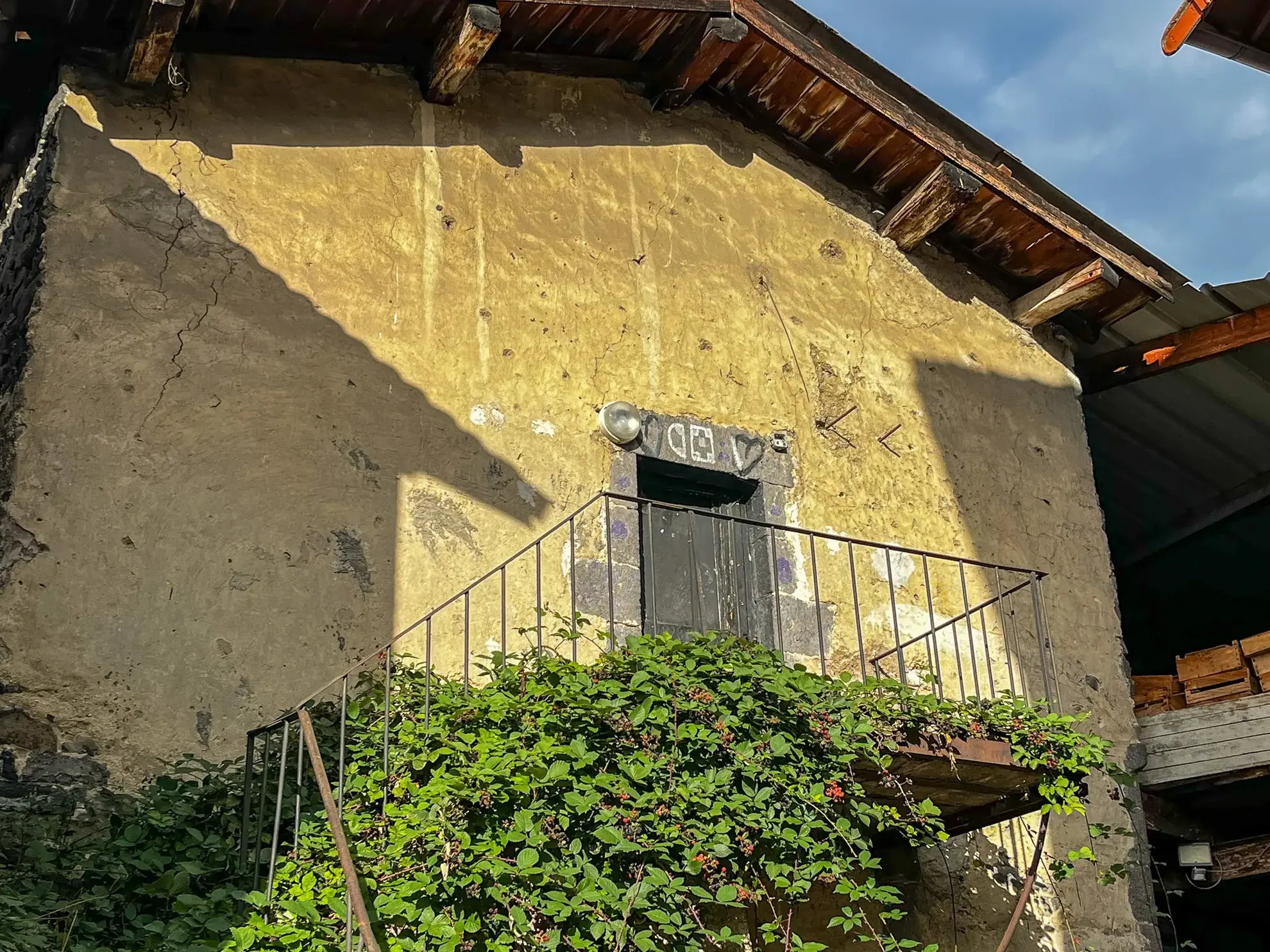 Maison de 125 m² avec terrain de 695 m² à Clemensat, proximité Romagnat 