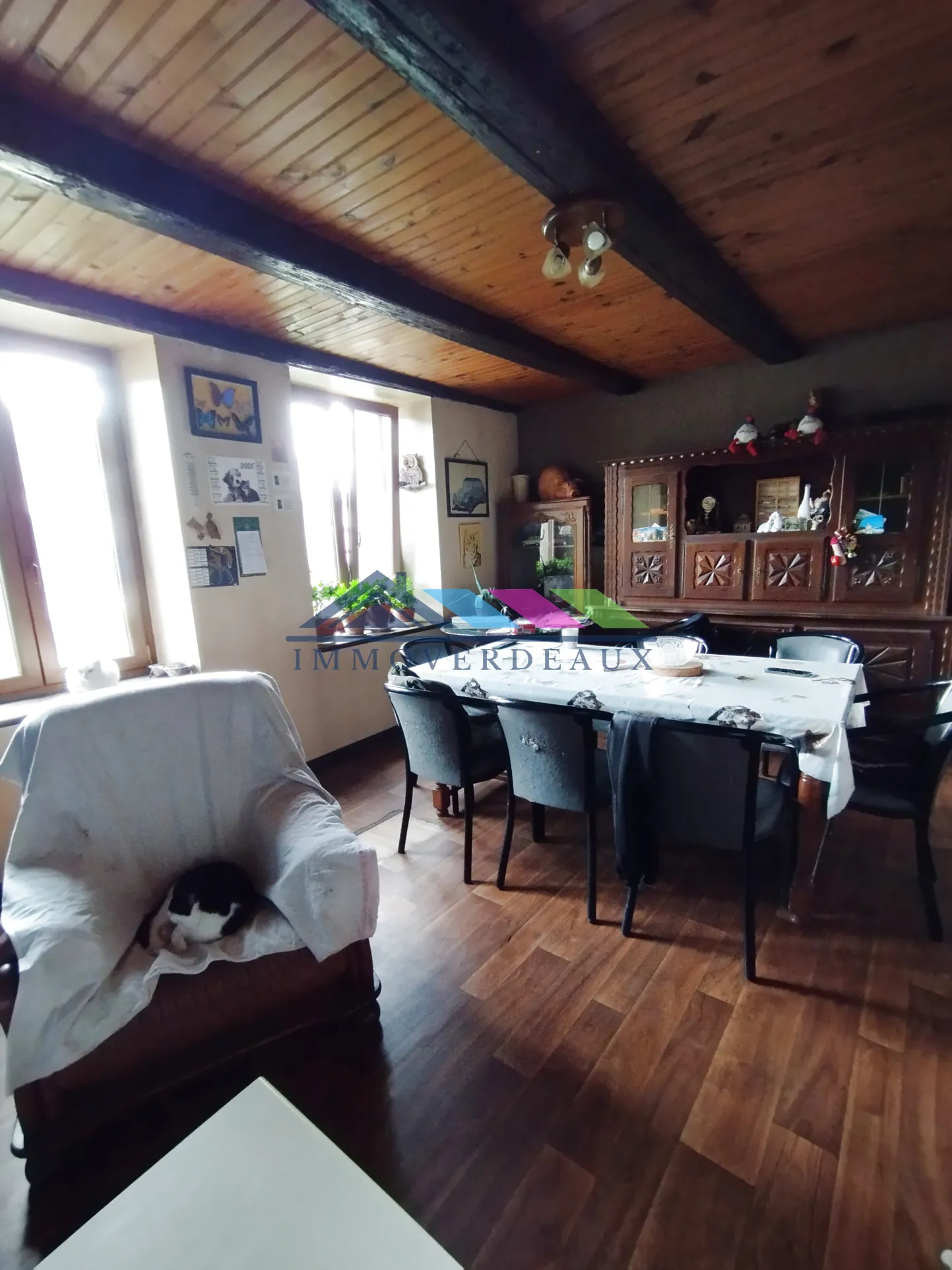 Maison à fort potentiel à Autrepierre avec terrasse et grandes pièces à rénover 