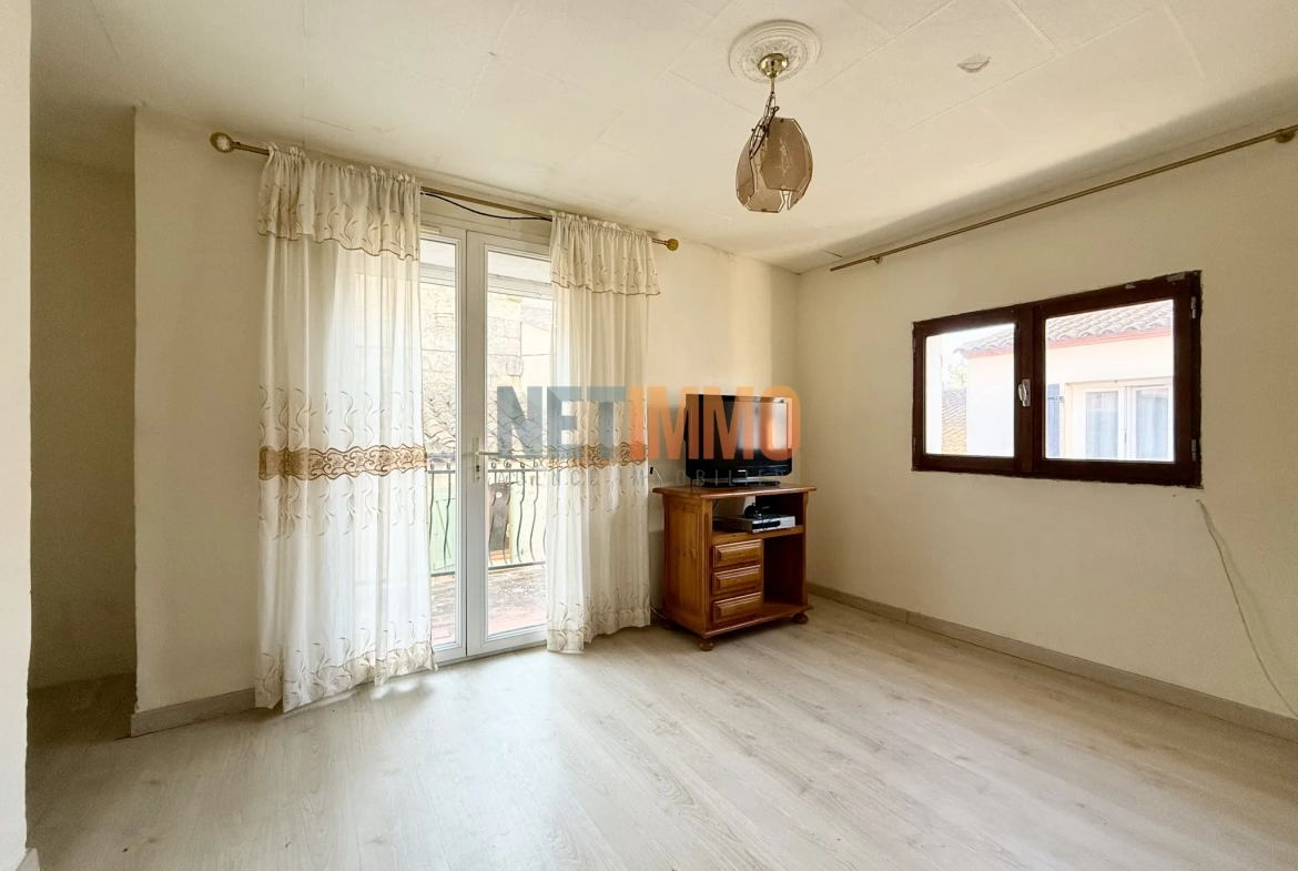 Maison de village à Beauvoisin de 110 m² avec dépendance et potentiel d'aménagement 