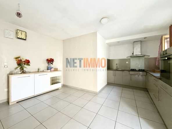 Maison de village à Beauvoisin de 110 m² avec dépendance et potentiel d'aménagement