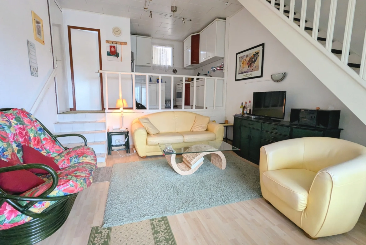 Villa 3 pièces avec vue mer, véranda et piscine à Saint-Pierre-la-Mer 