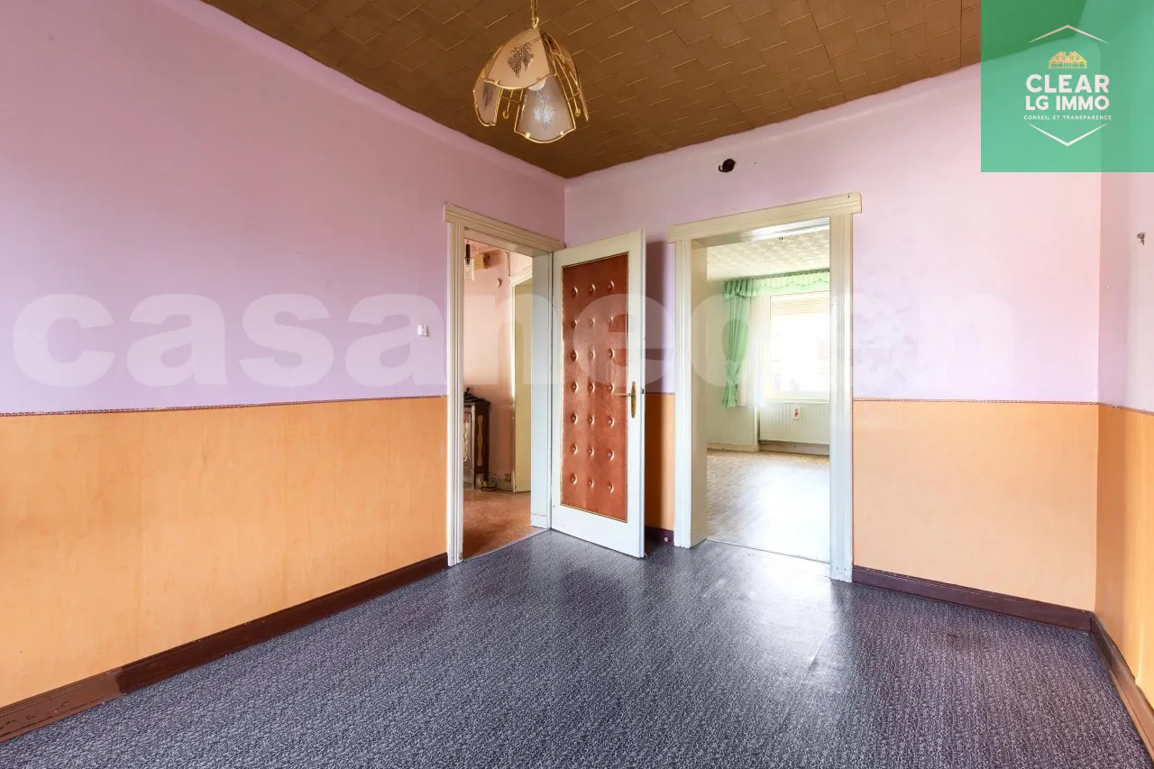 Maison à rénover de 116 m² avec 3 chambres à Falck, proche commodités 