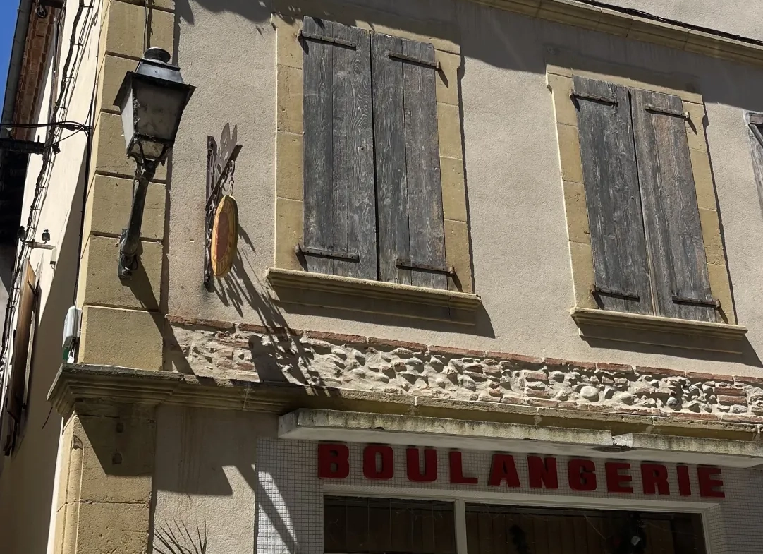 Investissement locatif : maison de village à forte rentabilité à Cazères-sur-Garonne 