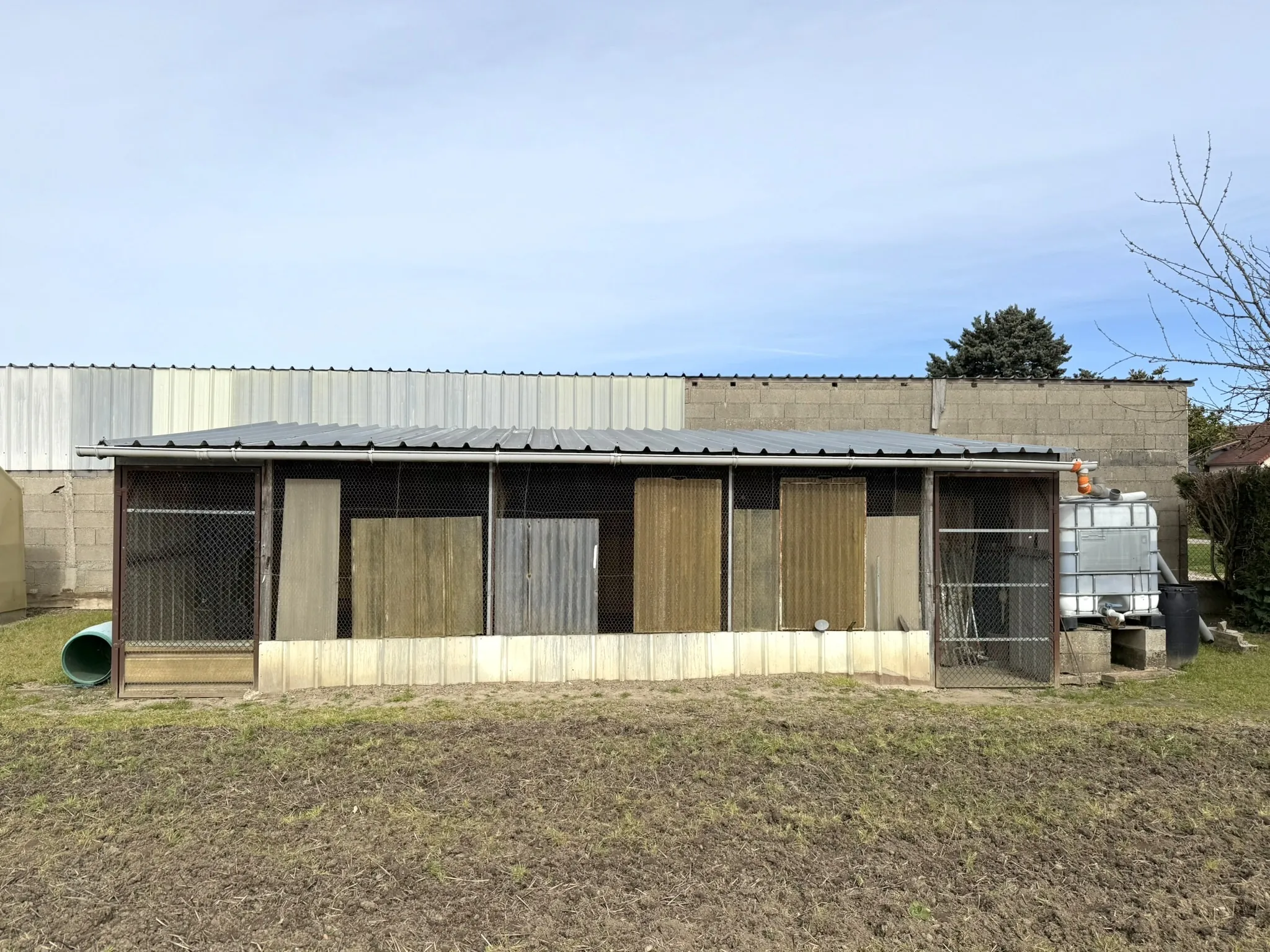 Villa lumineuse de 148 m² avec double garage à Buxeuil 