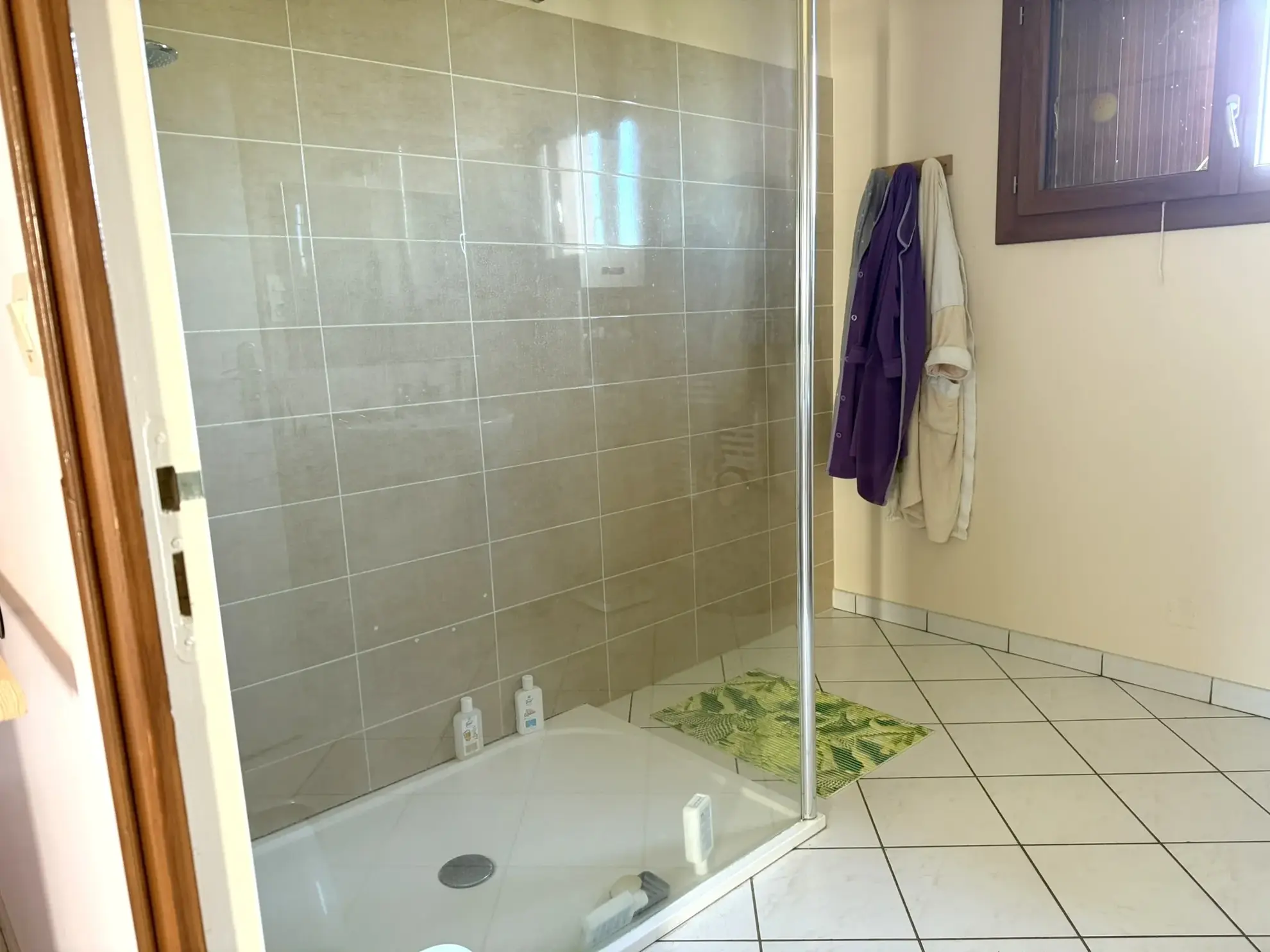 Villa lumineuse de 148 m² avec double garage à Buxeuil 