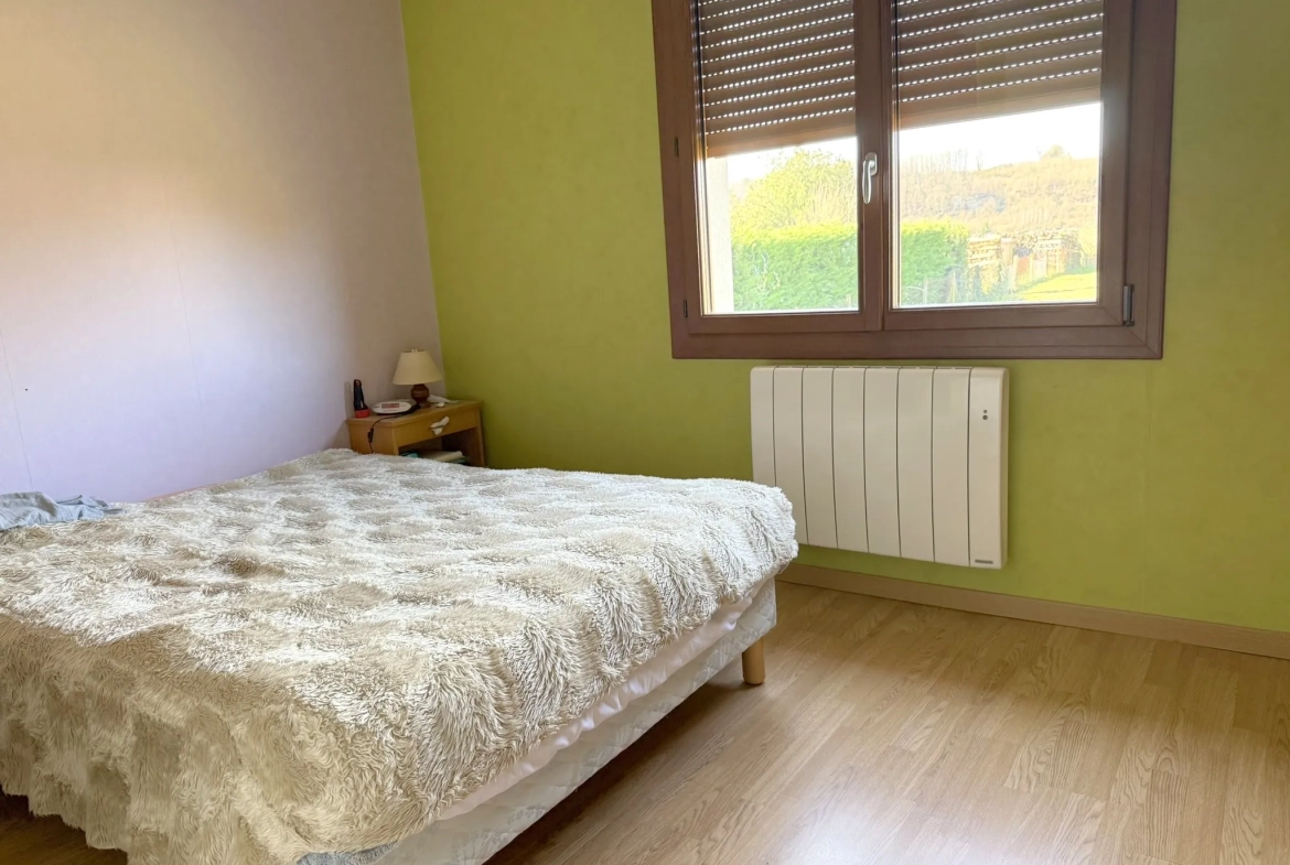 Villa lumineuse de 148 m² avec double garage à Buxeuil 