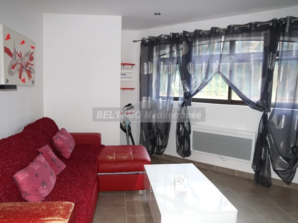 Joli duplex de 50 m² avec terrasse et parking à Cavalaire-sur-Mer 
