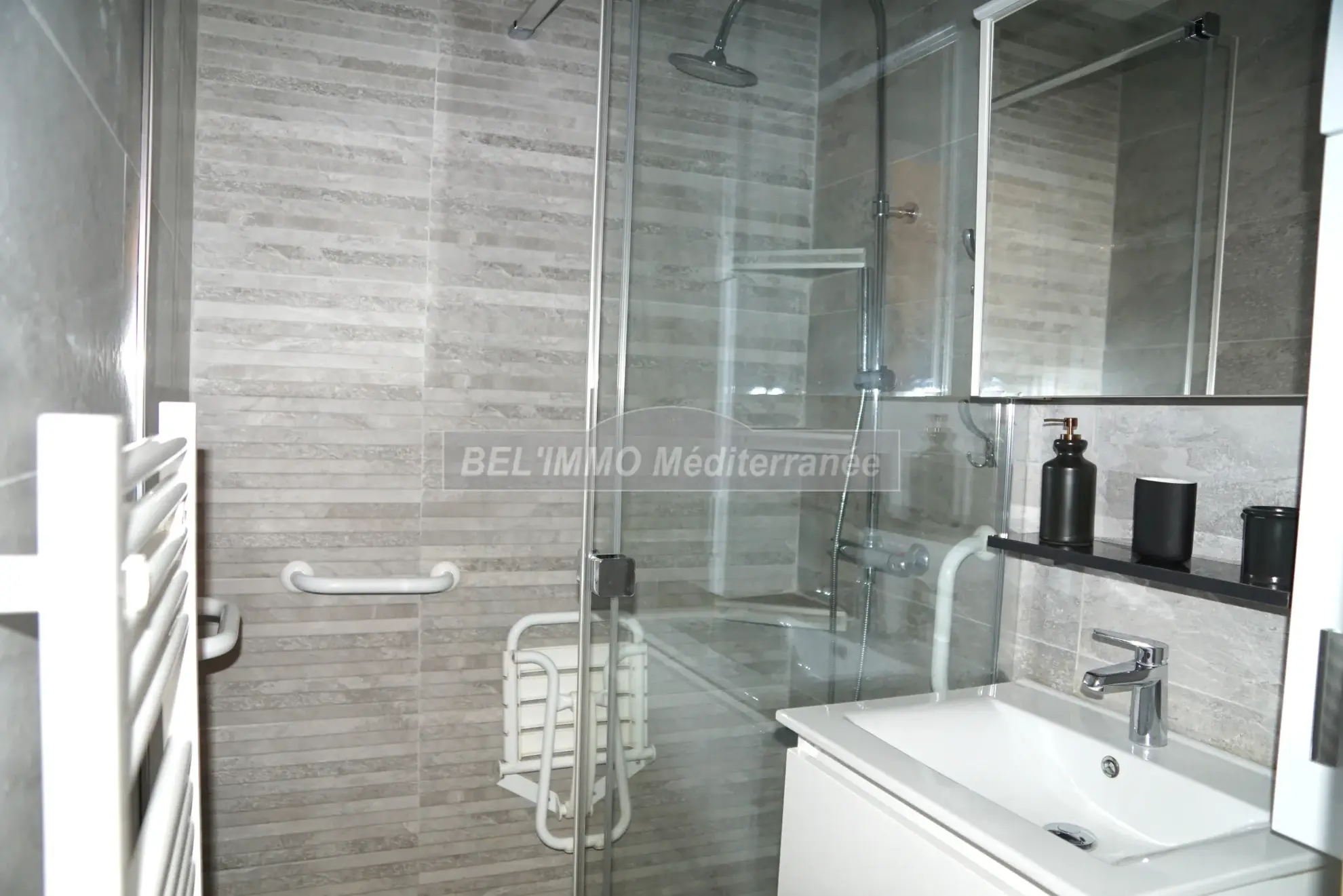 Joli duplex de 50 m² avec terrasse et parking à Cavalaire-sur-Mer 