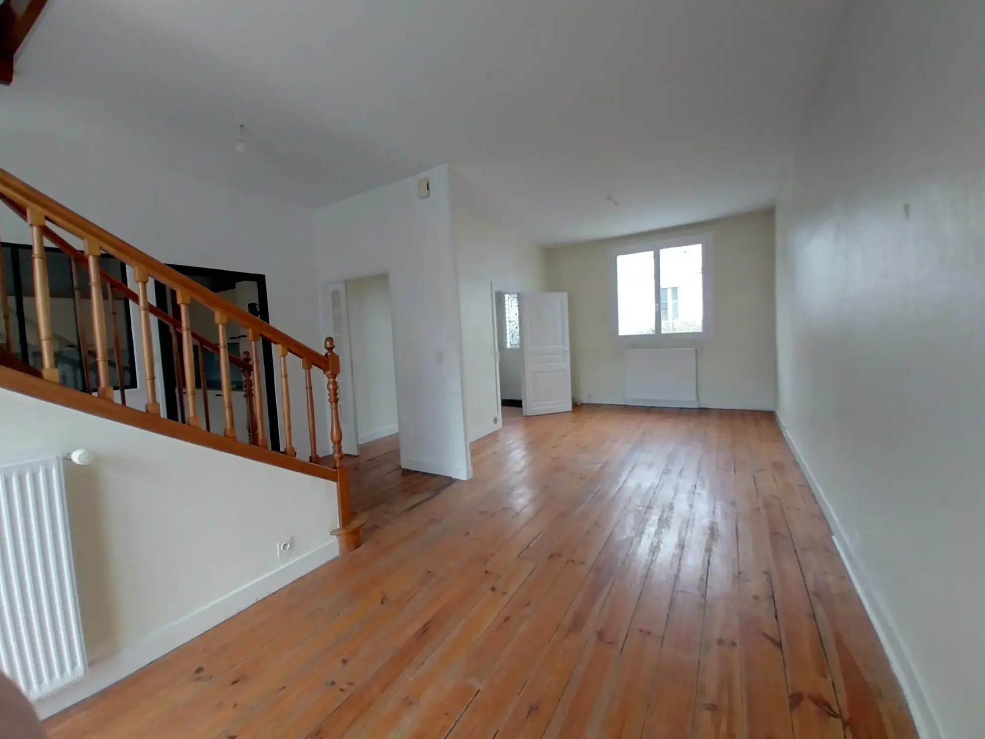 Grande maison avec 5 chambres, garage et jardin à Périgueux, quartier Hôpital 