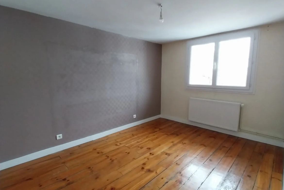 Grande maison avec 5 chambres, garage et jardin à Périgueux, quartier Hôpital 
