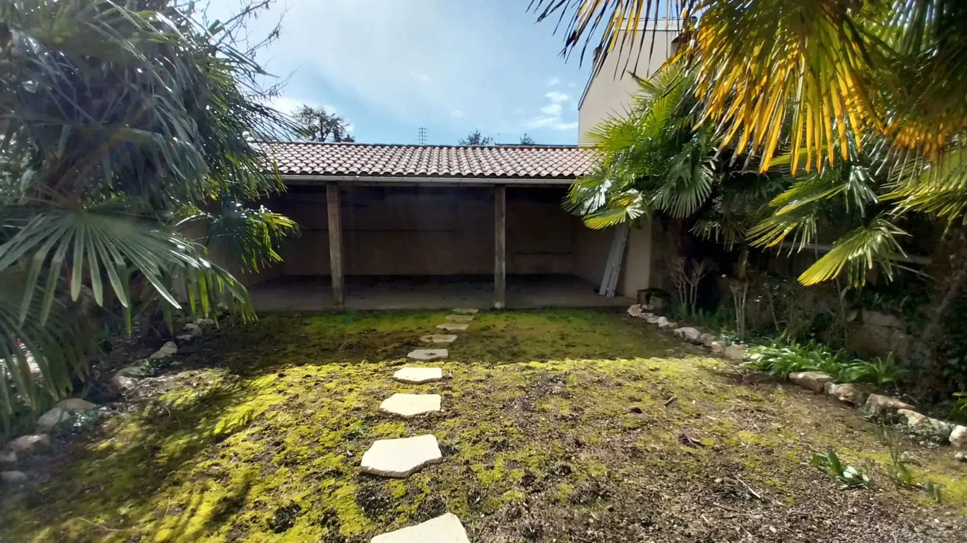 Grande maison avec 5 chambres, garage et jardin à Périgueux, quartier Hôpital 