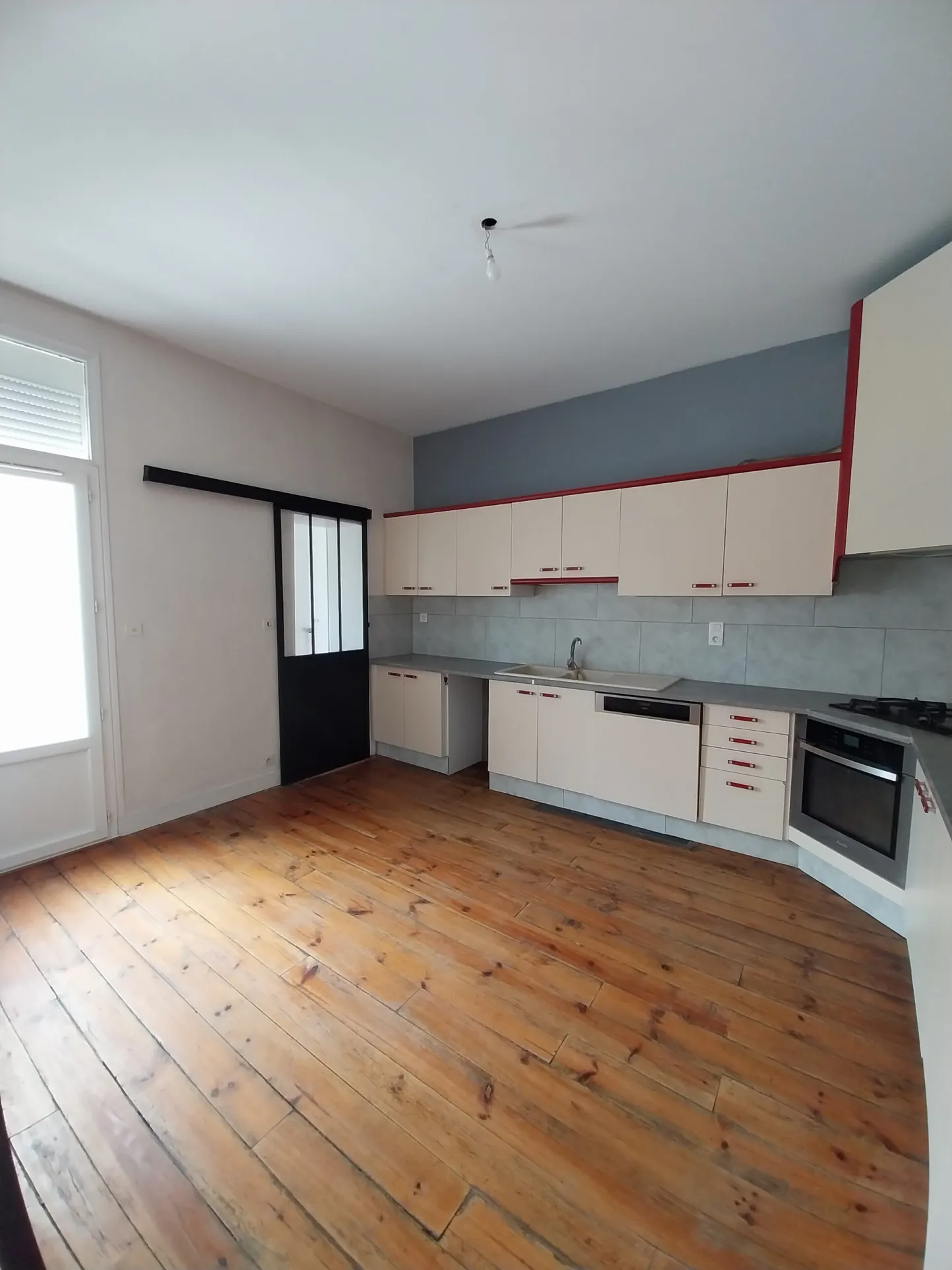 Grande maison avec 5 chambres, garage et jardin à Périgueux, quartier Hôpital 