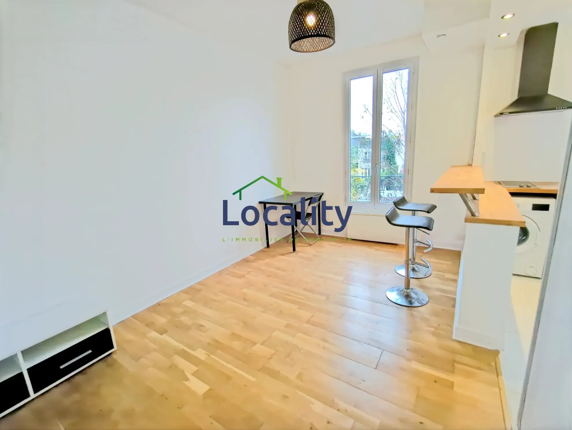 Appartement à vendre à Suresnes | Opportunité rare dans un immeuble de 1931 