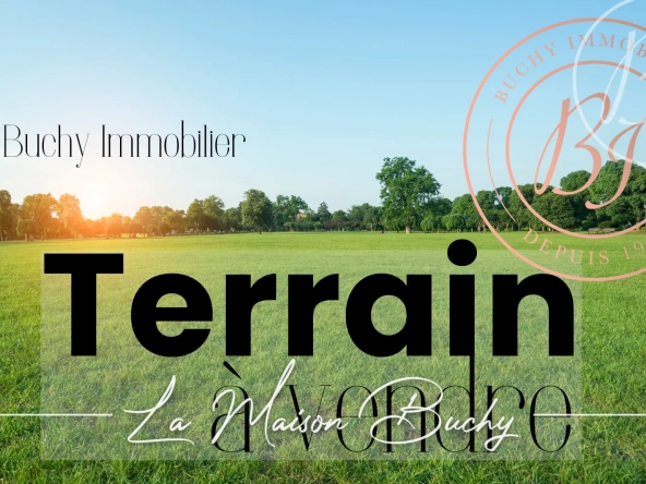 Terrain constructible de 475 m² à Vairé en zone UB