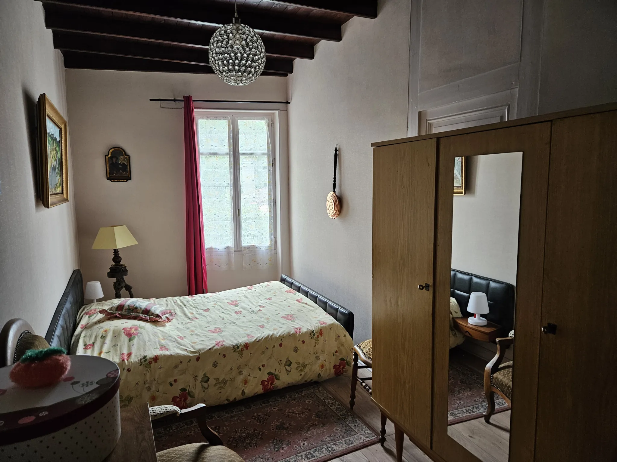 Maison de Bourg en Pierre avec 3 Chambres et Garage à Le Vanneau Irleau 
