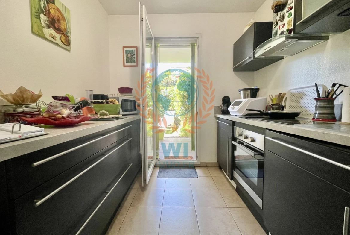Appartement 2 pièces avec terrasse, jardin et garage à Frejus 