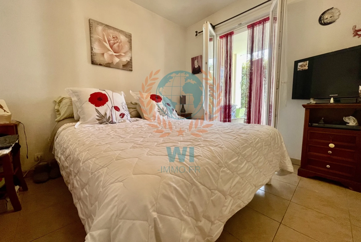 Appartement 2 pièces avec terrasse, jardin et garage à Frejus 