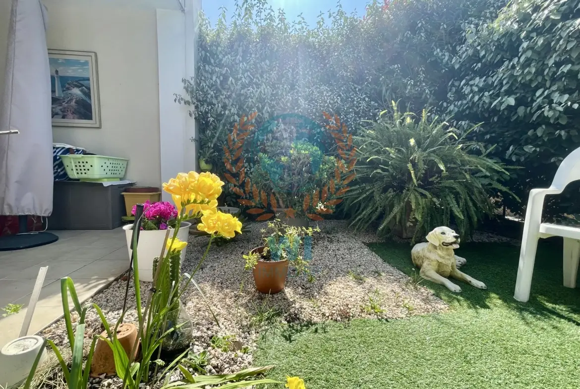 Appartement 2 pièces avec terrasse, jardin et garage à Frejus 
