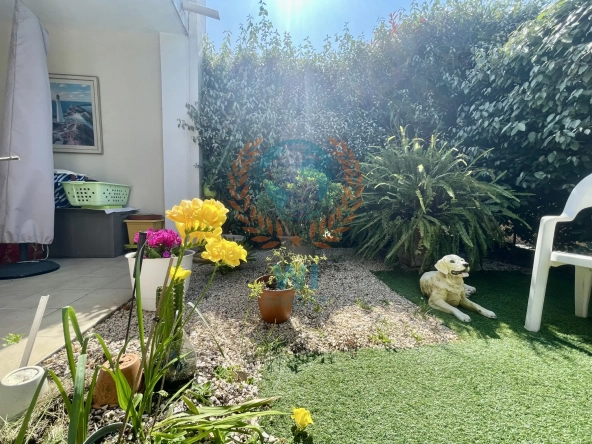Appartement 2 pièces avec terrasse, jardin et garage à Frejus 