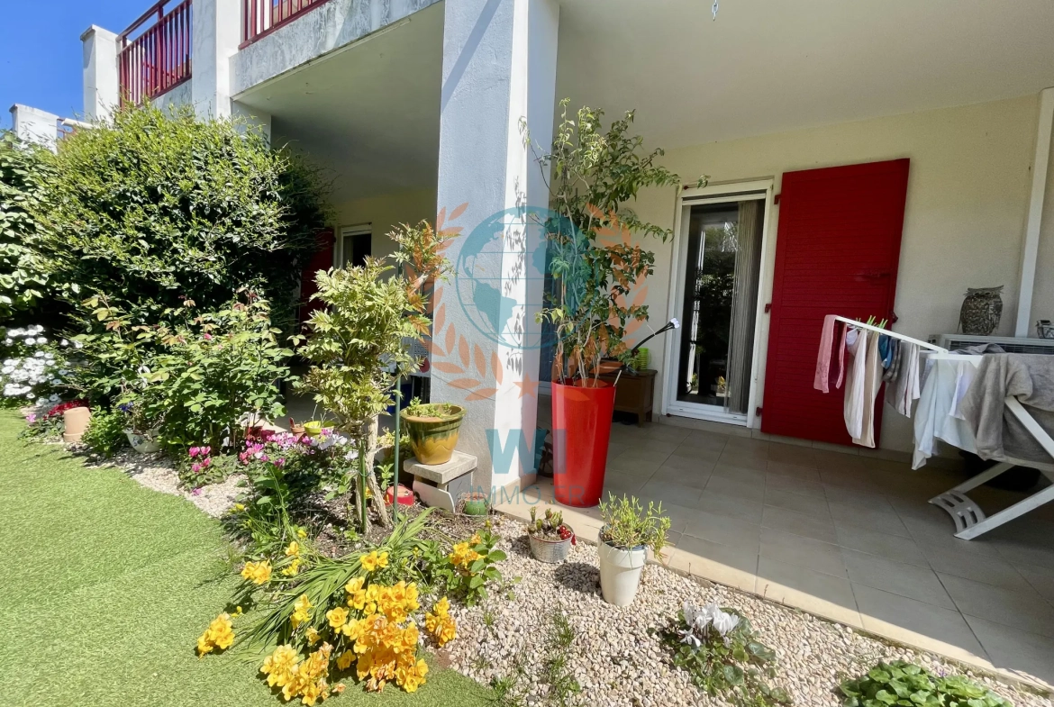Appartement 2 pièces avec terrasse, jardin et garage à Frejus 