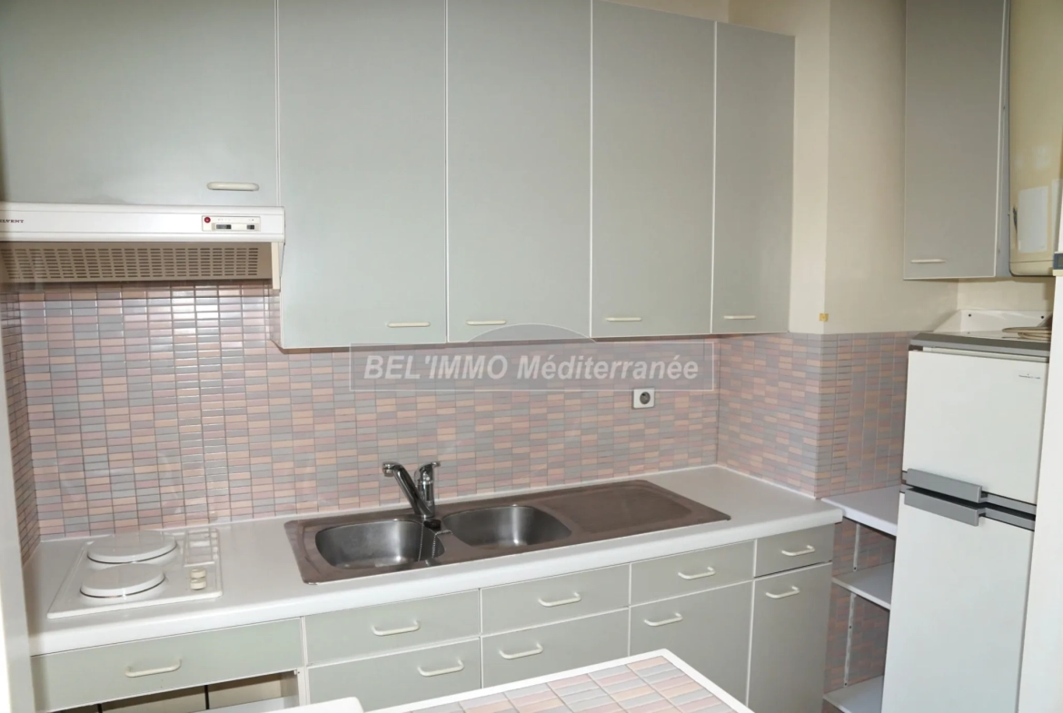 Appartement 2 pièces de 36 m² avec terrasse à Cavalaire-sur-Mer 