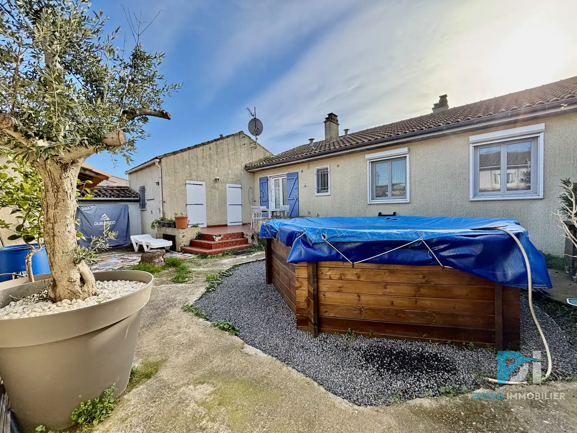 Maison individuelle avec piscine à Saint-Thibery - 125 m² 