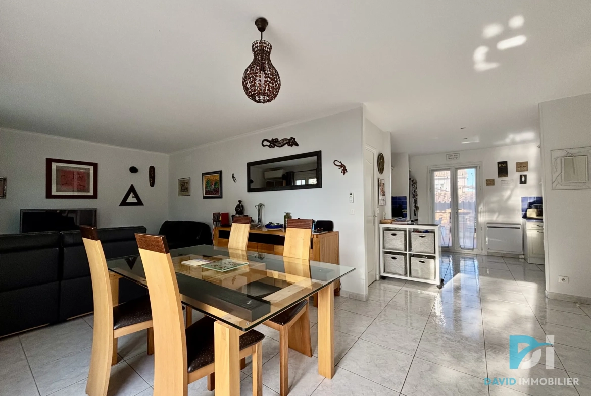 Maison individuelle avec piscine à Saint-Thibery - 125 m² 