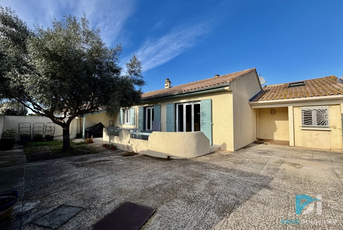 Maison individuelle avec piscine à Saint-Thibery - 125 m² 