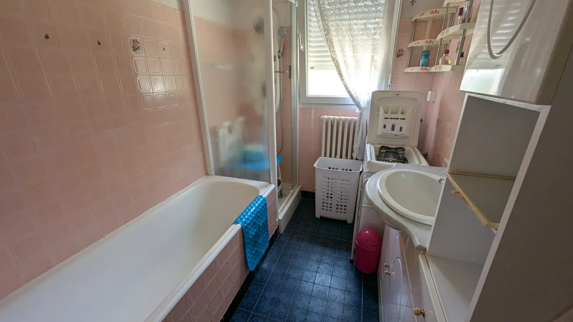 Maison familiale à Magne de 116 m² avec sous-sol et terrain arboré à vendre 